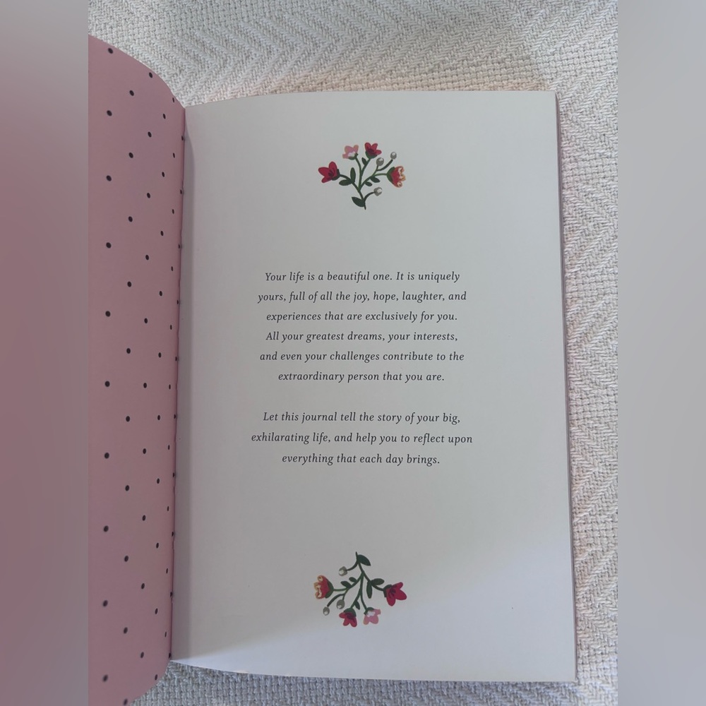 💜My Beautiful Life Guided Journal - Floral Black - Picture 5 of 9